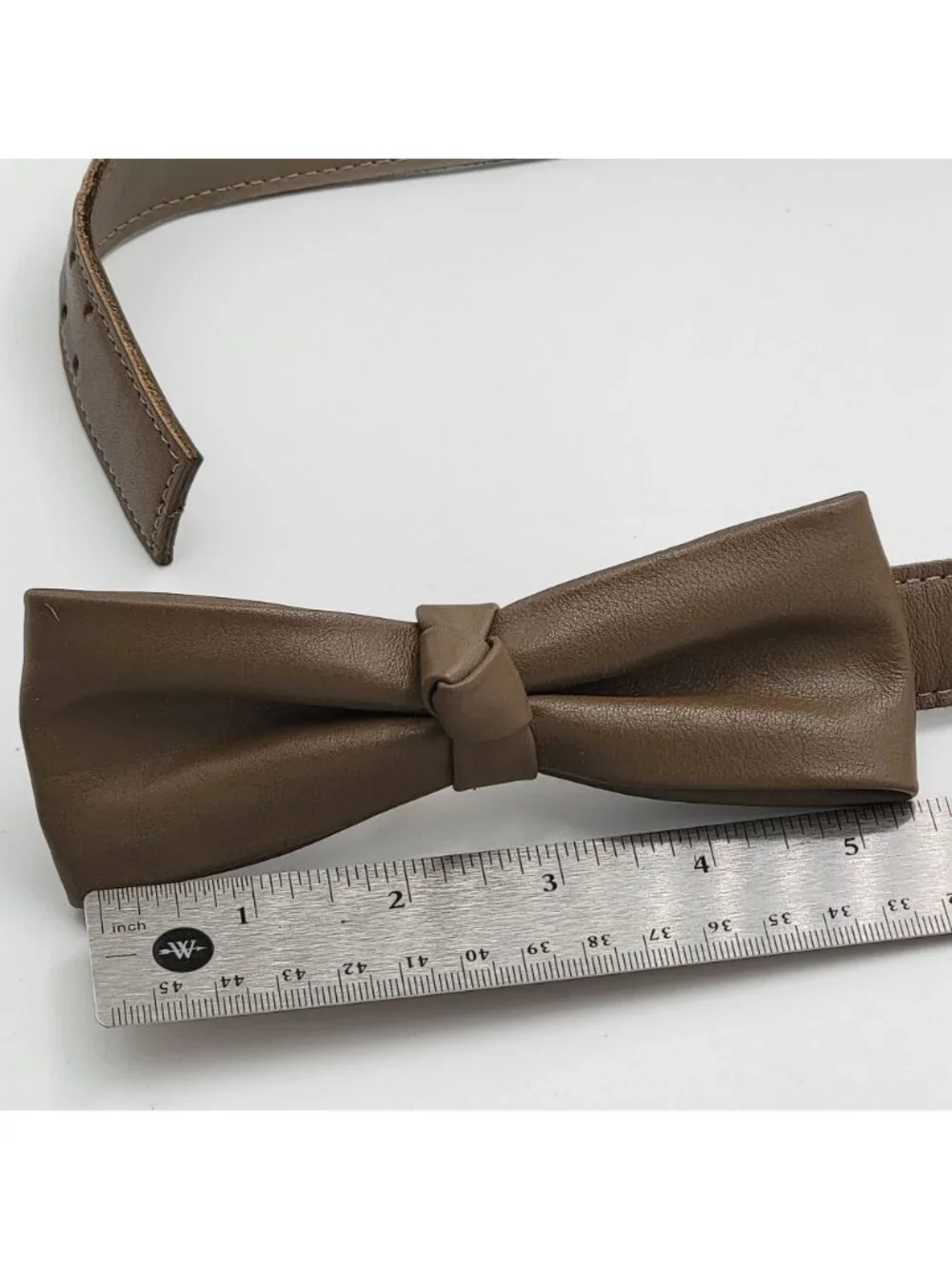 Vtg 50s 60s 70s Brown Genuine Leather Belt with Bow by Accessories by Pearl